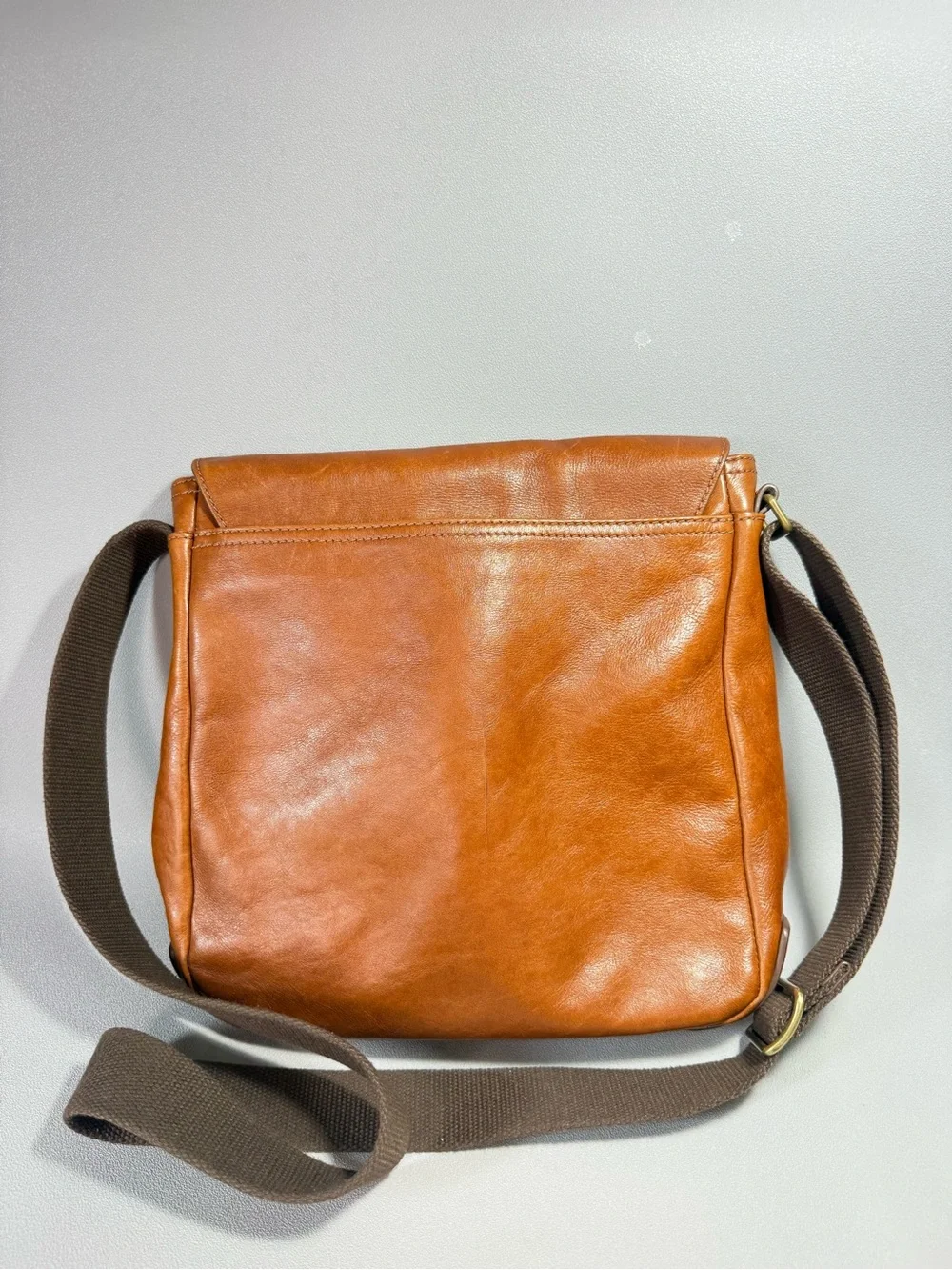 Fossil Buckner North/South City Cognac Brown Leather Messenger Bag